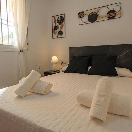 4 Bedroom Gorgeous Home In Sedella エクステリア 写真