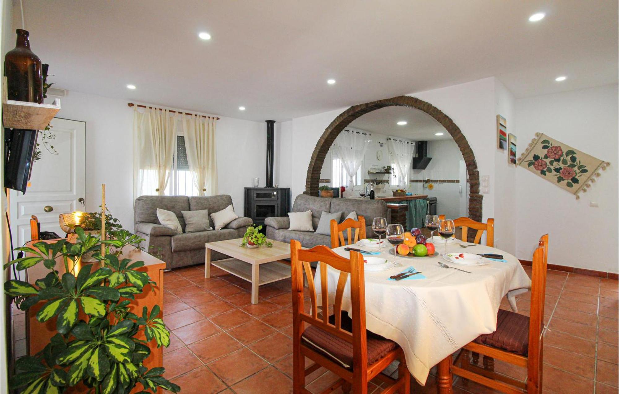 4 Bedroom Gorgeous Home In Sedella エクステリア 写真