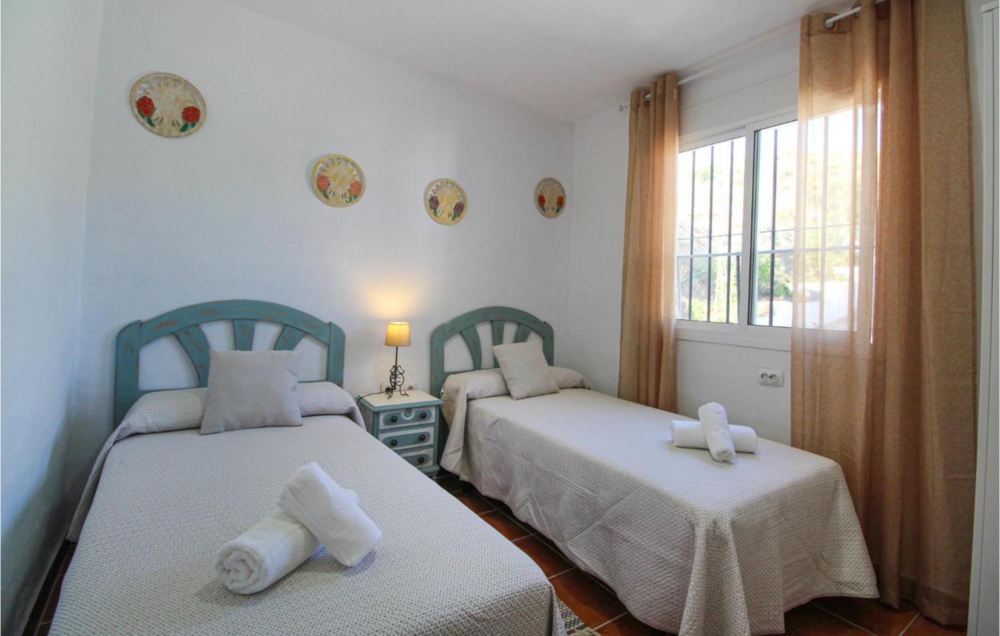 4 Bedroom Gorgeous Home In Sedella エクステリア 写真