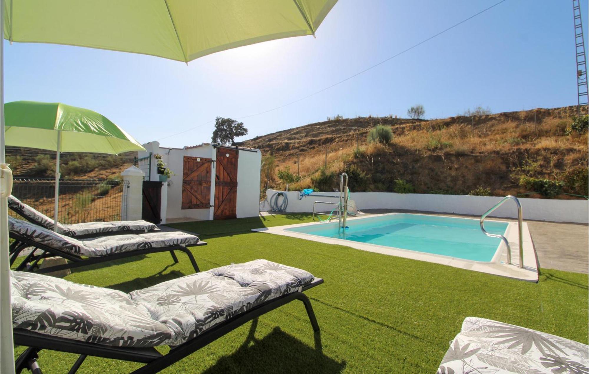 4 Bedroom Gorgeous Home In Sedella エクステリア 写真